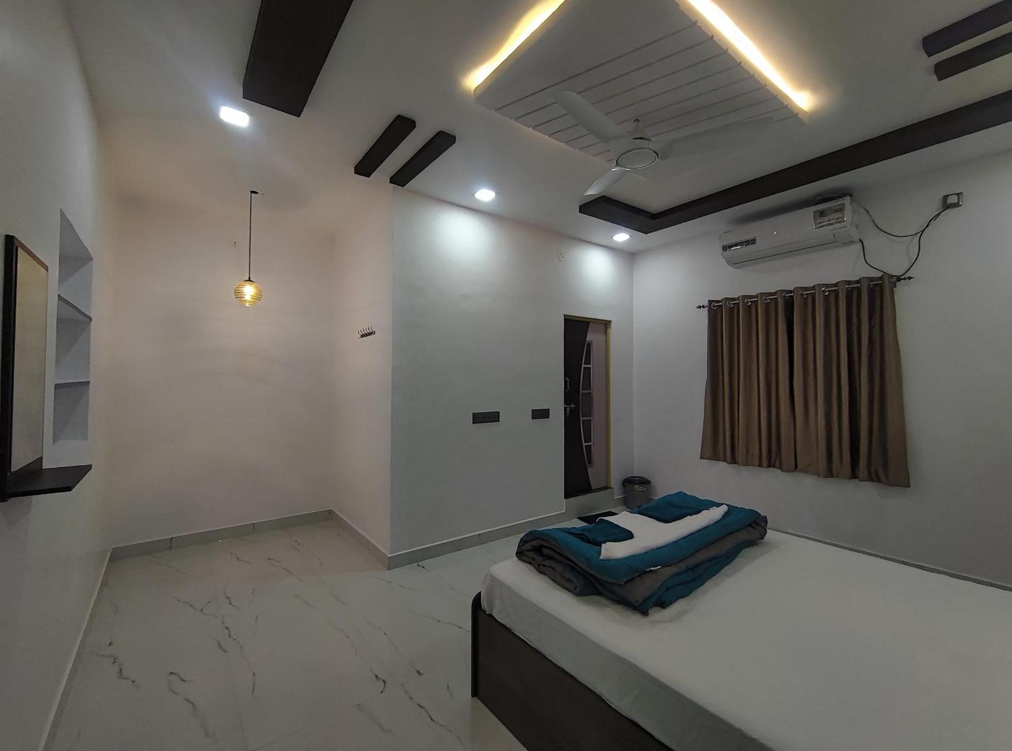 Raj Homestay Хампи Экстерьер фото