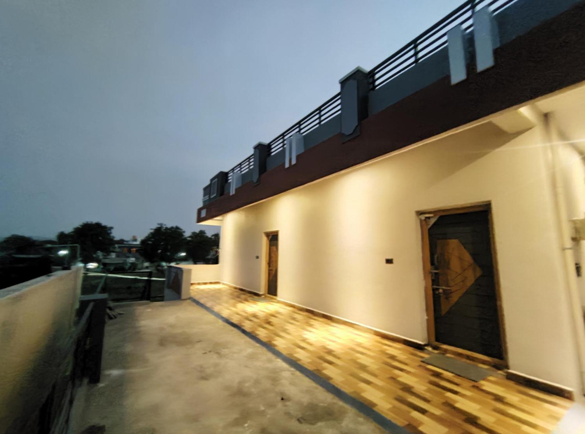 Raj Homestay Хампи Экстерьер фото