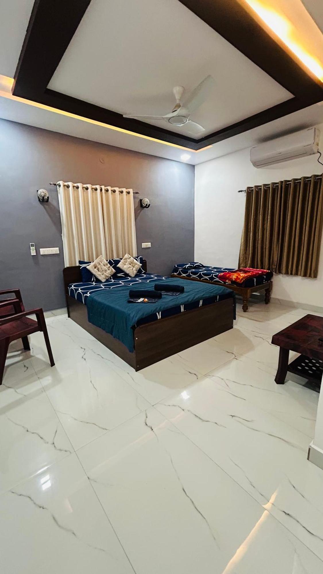 Raj Homestay Хампи Экстерьер фото